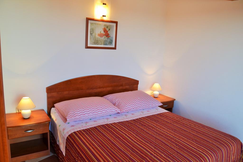 Apartments Green Village Premantura Room photo