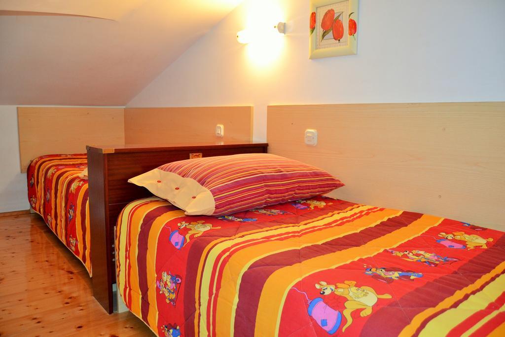 Apartments Green Village Premantura Room photo