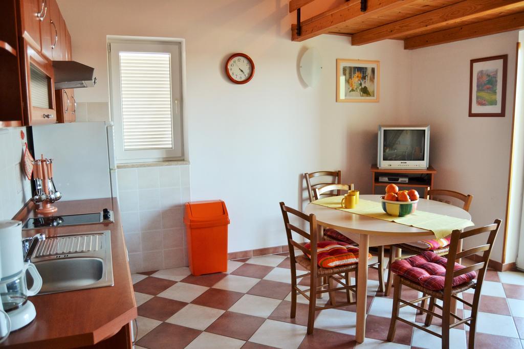 Apartments Green Village Premantura Room photo